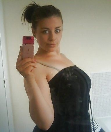 Porn Pics TopHeavyTeens From, SmutDates.com