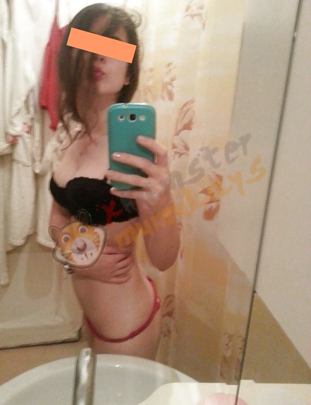 Porn Pics (2)My Babes, My Loves, Turkish Teens GF Selfshoot Pics