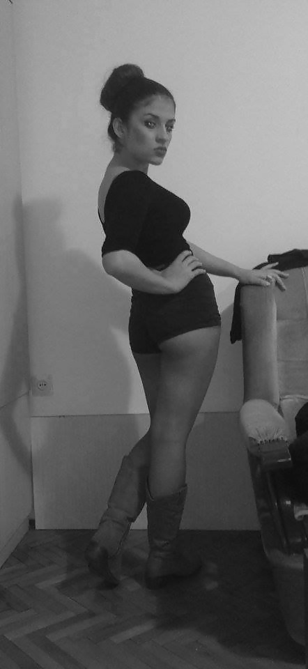 Porn Pics Serbian teen whores (no nude)