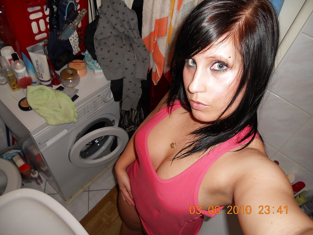 Porn Pics Show Your Tits 43