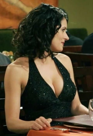 Brewster Paget Tits