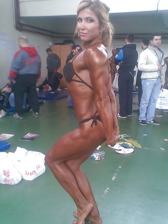 Turkish muscle female lady isil