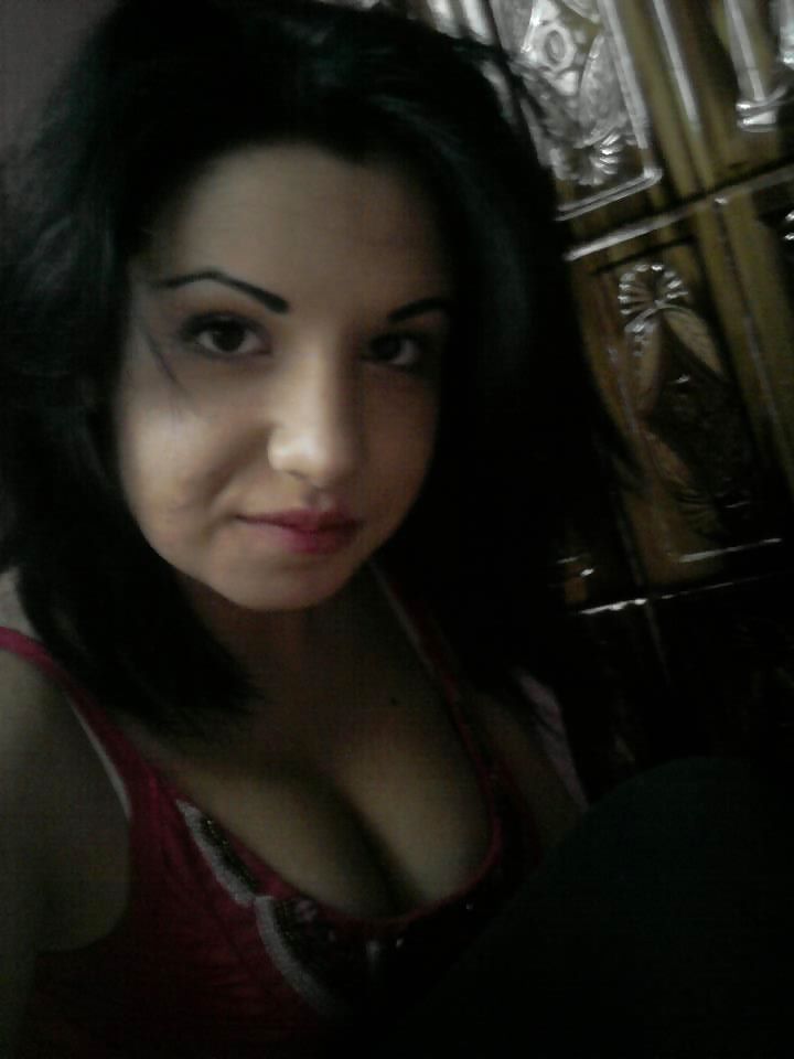 Porn Pics TOO YOUNG FOR THOSE TITS