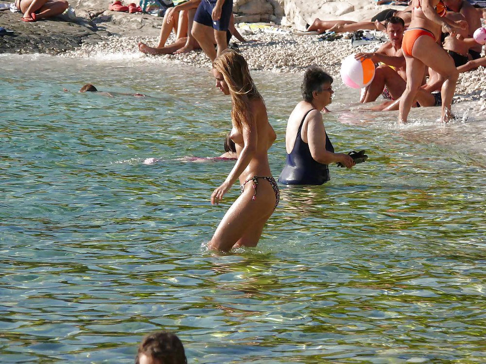 Porn Pics The beach 47