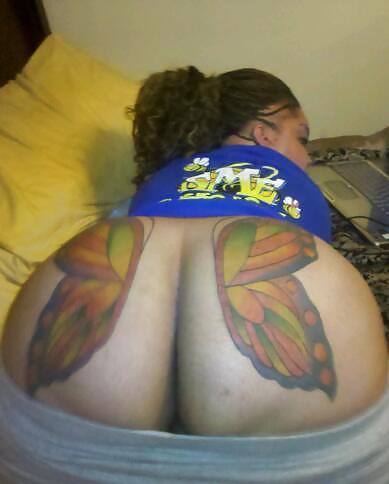 Porn Pics She'll Give You Butterflys...LOL