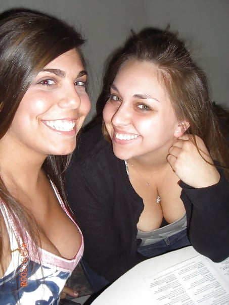 Porn Pics Beautiful, cute and sexy college girls. Very hot!