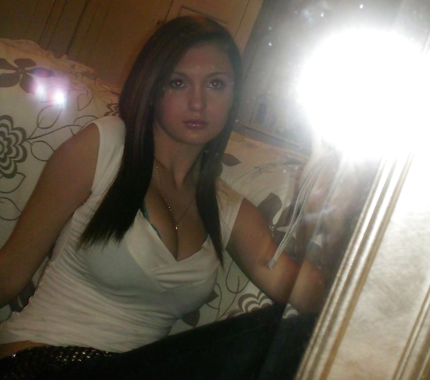 Porn Pics She knows she's a tease....