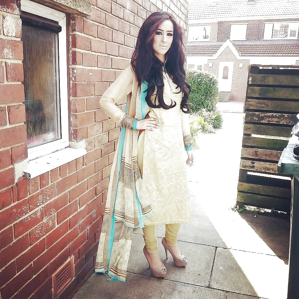 Porn Pics Paki and Arab Sluts and Slags #1