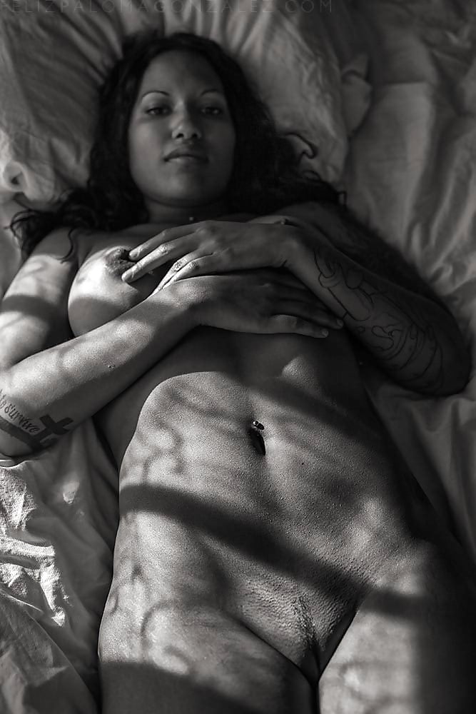 Porn Pics Naked Latinas 3