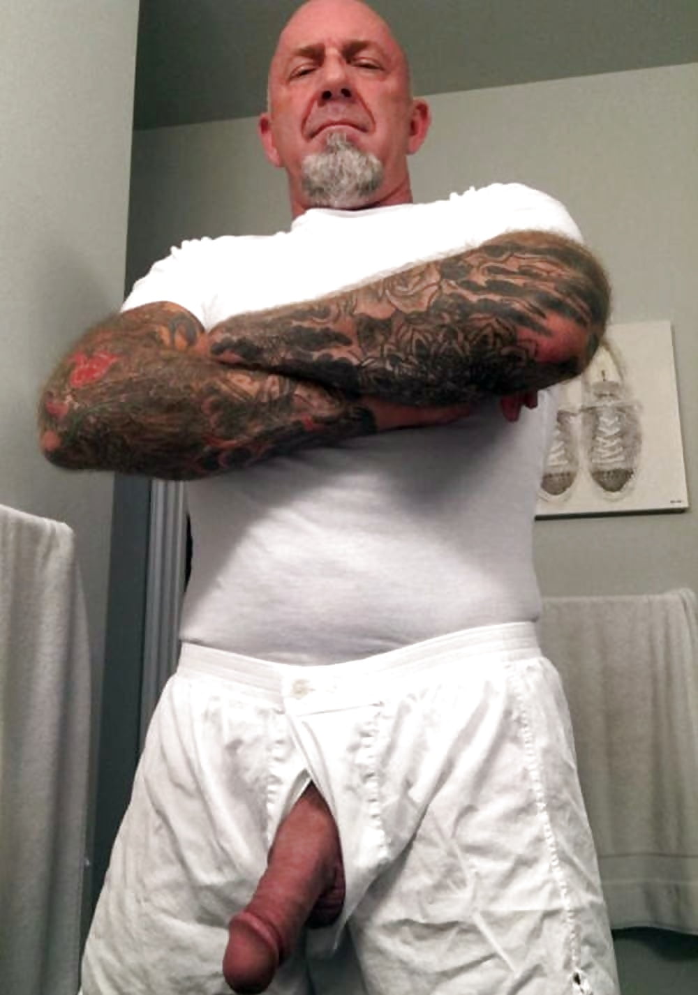 Hoochie daddy shorts reddit