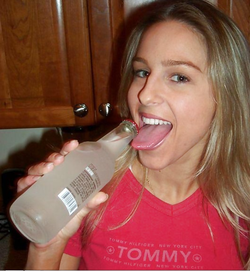 Porn Pics more hot tongues