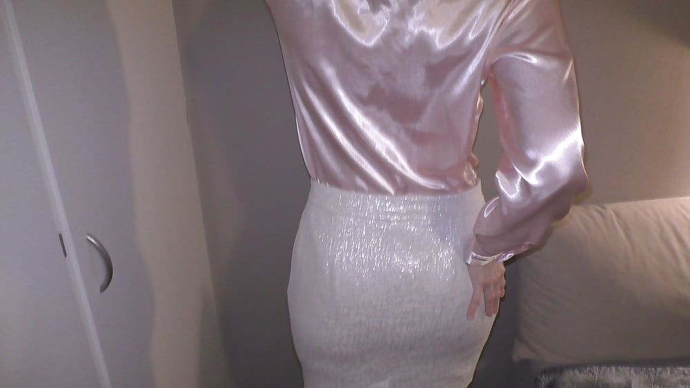 Porn Pics Double satin blouse and satin panty play masturbation