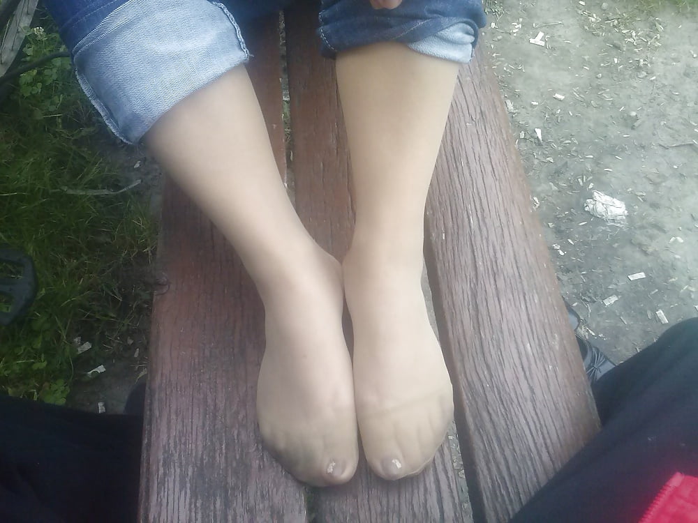 Porn Pics nylon feet