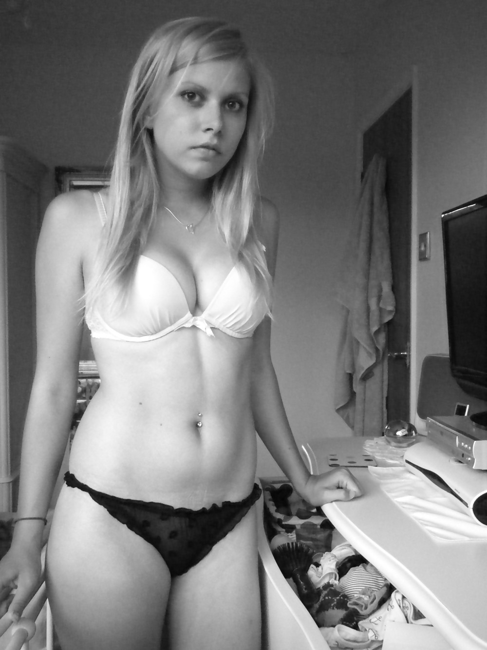 Porn Pics Nice blonde teen