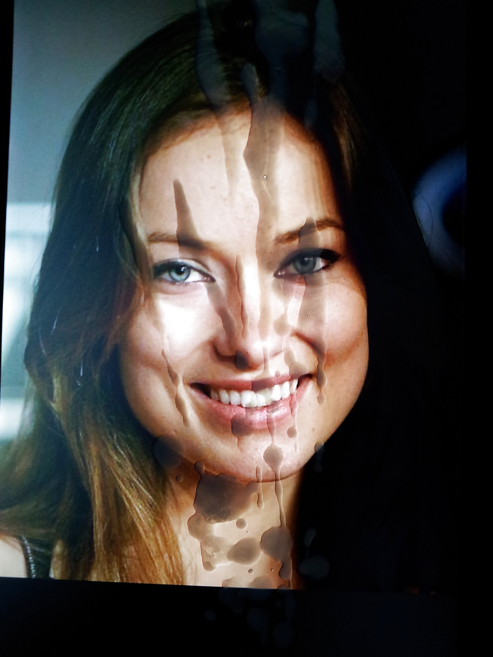 Does olivia wilde smoke