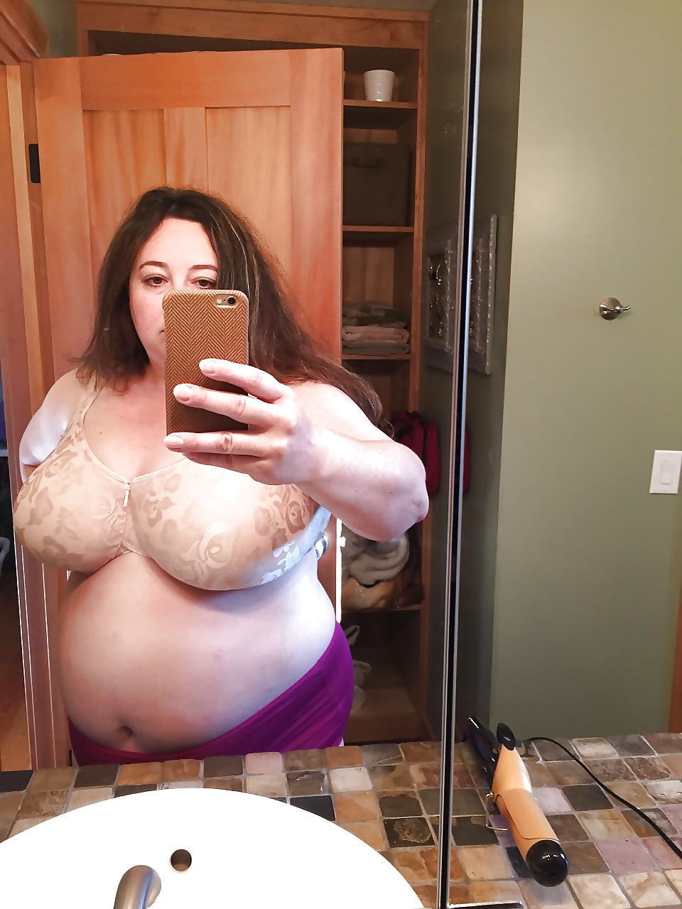 Porn Pics Selfie Amateur BBWs, Curvy and Thick! - vol 70!