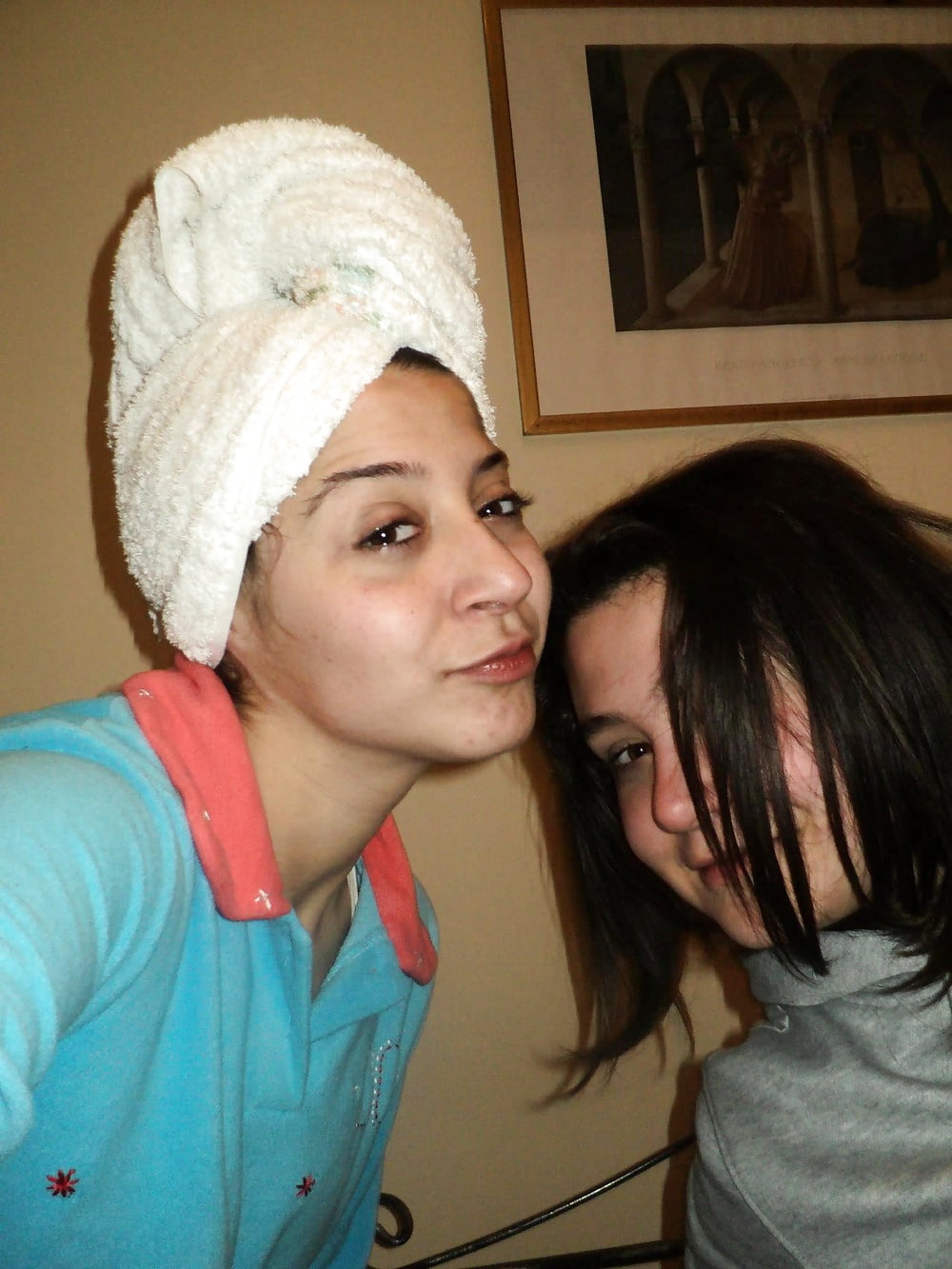 Porn Pics 3 sexy teens friends with a whore face