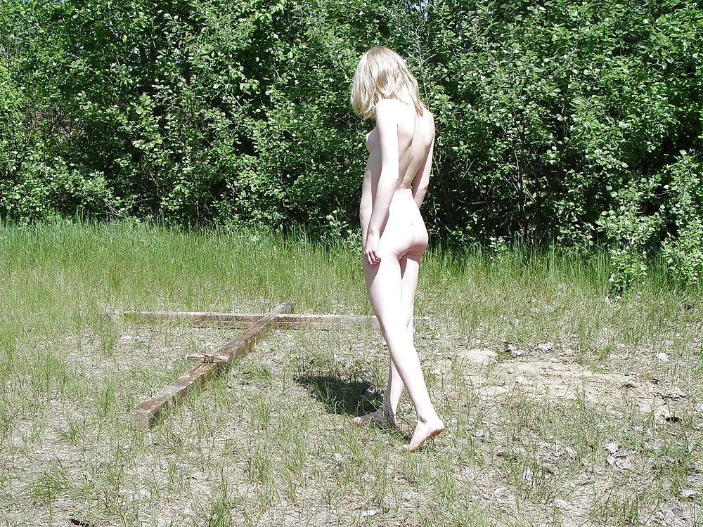 Porn Pics CROSSED - JENET