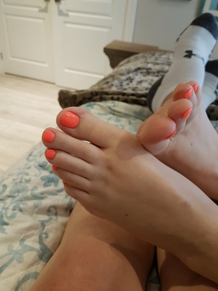 Sexy Feet - 41 Photos 