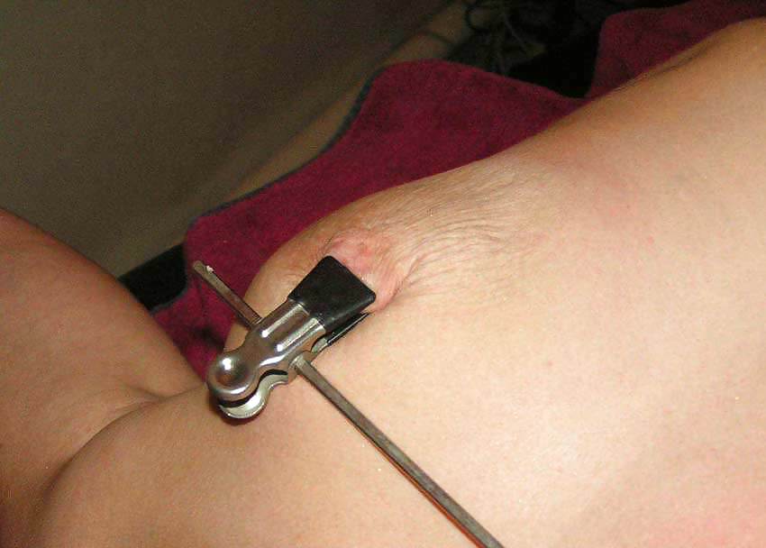 Porn Pics Manchmal braucht sie es haerter