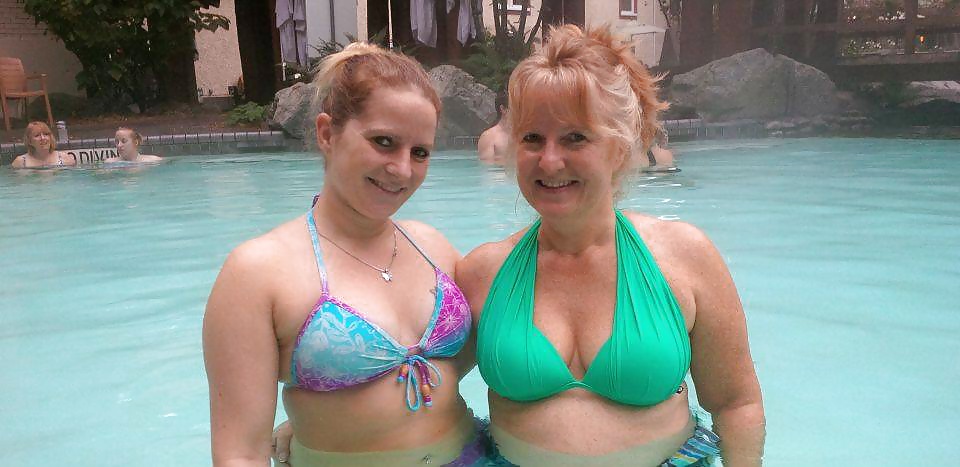 Porn Pics Mom and not her daughter