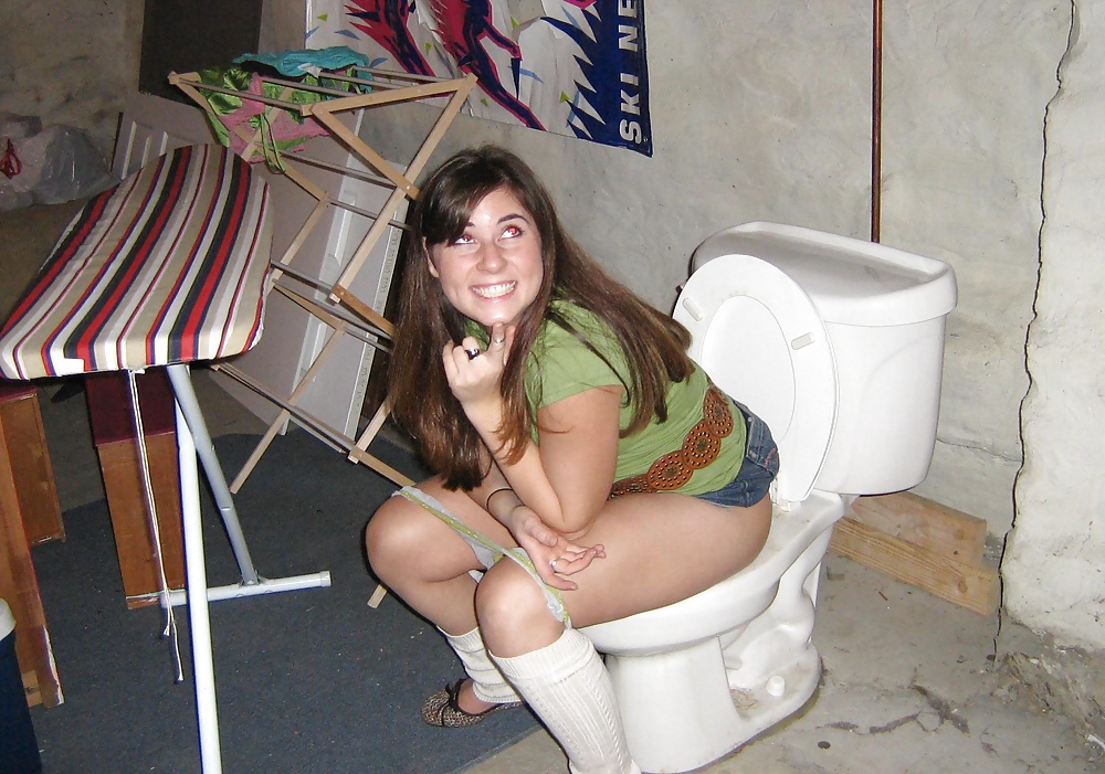 Porn Pics INTIMATE MOMENTS