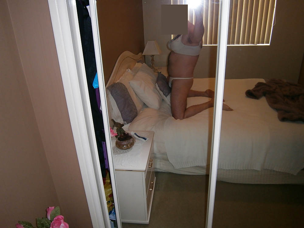 Porn Pics MIL's Bedroom Fun - 2012