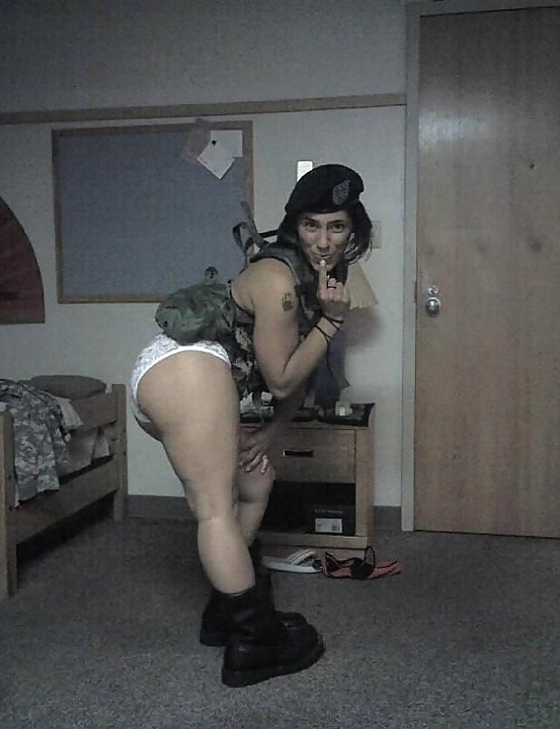 Porn Pics Army Girl