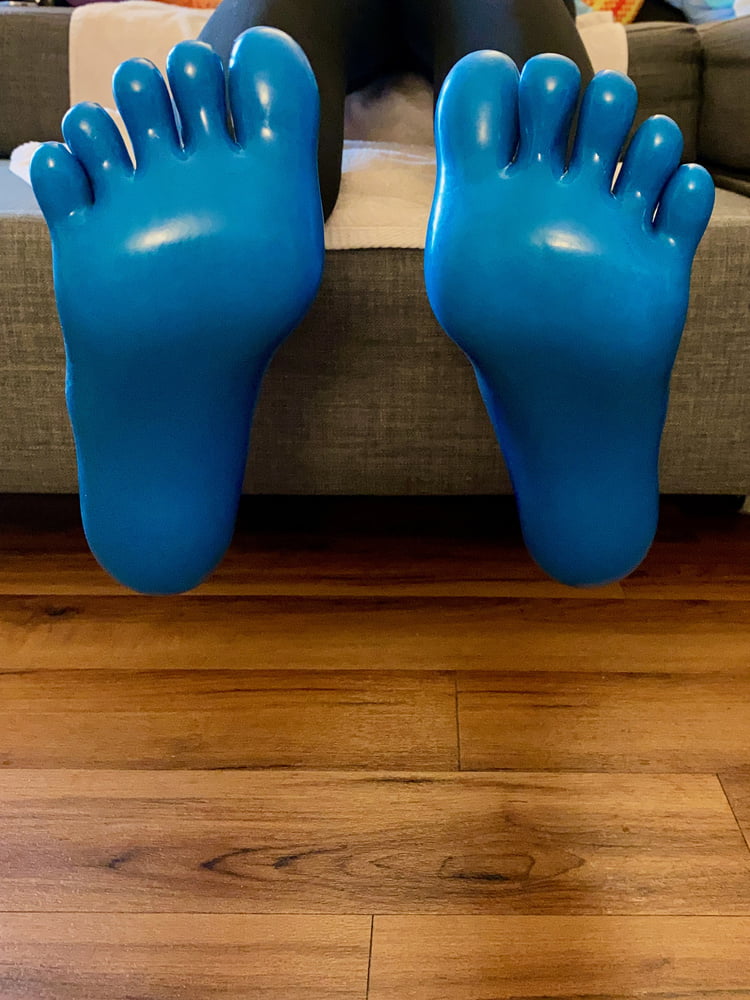 Blue Latex Toe Socks And Glov