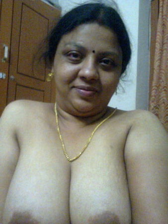 Mummy Indian Shaved Pussy - Indian mom showing her big boobs and hairy pussy - 15 Pics | xHamster