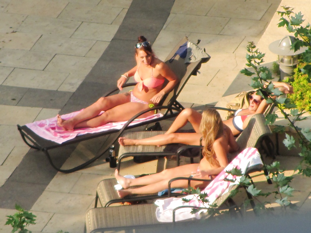 Porn Pics BFF's hangin by the Pool - Toronto , Ontario Canada