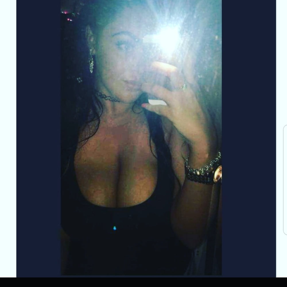 My babes photo #379375936