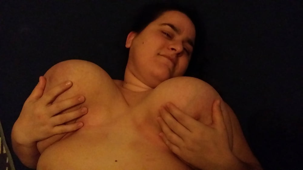 Porn Pics Greek BBW Huge Tits