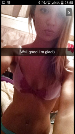 Slim teen girlfriend nude snapchat pics