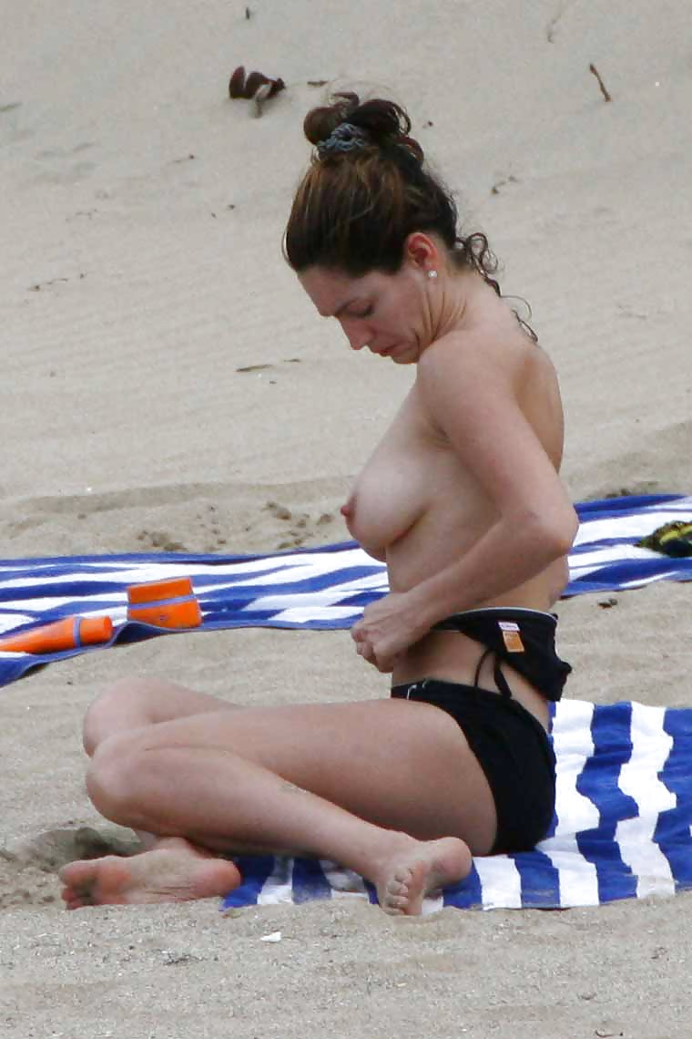 Porn Pics The beach 128