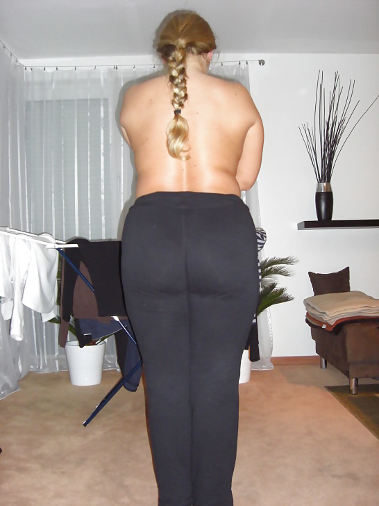 Porn Pics blonde slut