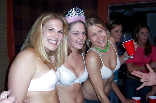 Porn Pics Bra Babes 99