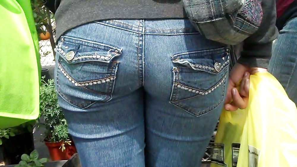 Porn Pics Butts are nice in ass tight jeans