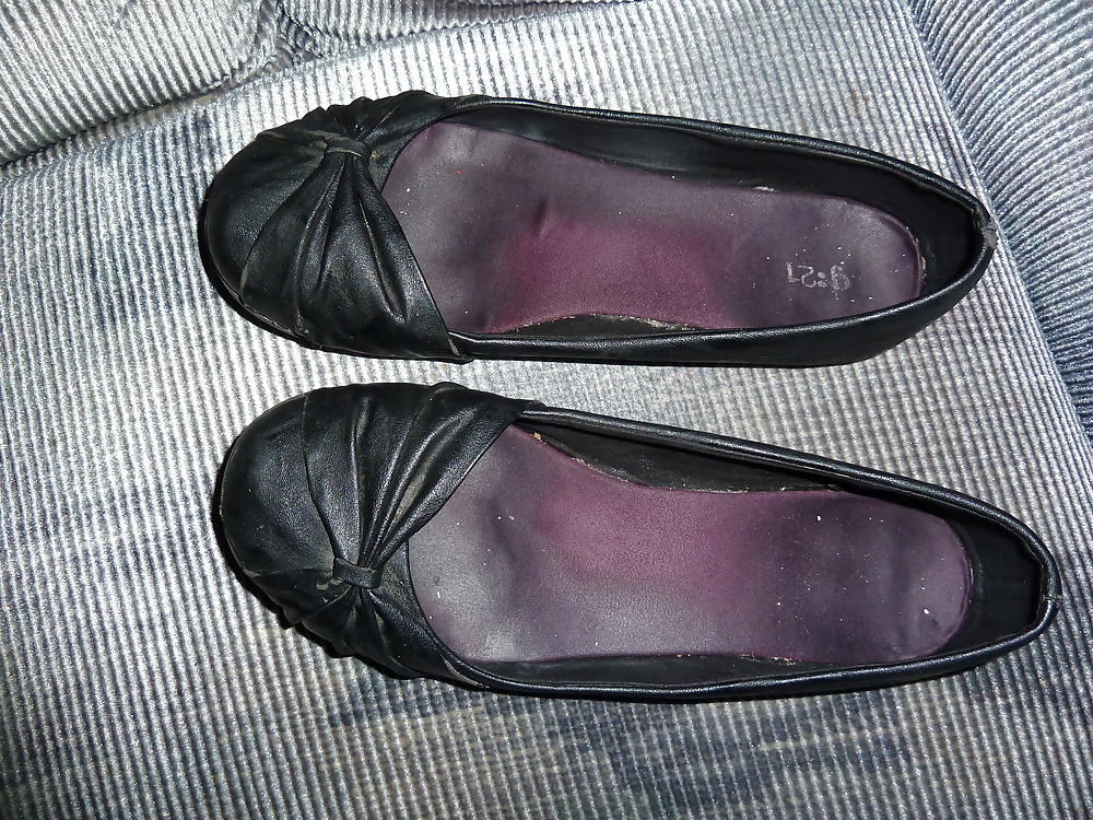 Porn Pics stinky ballerina flat