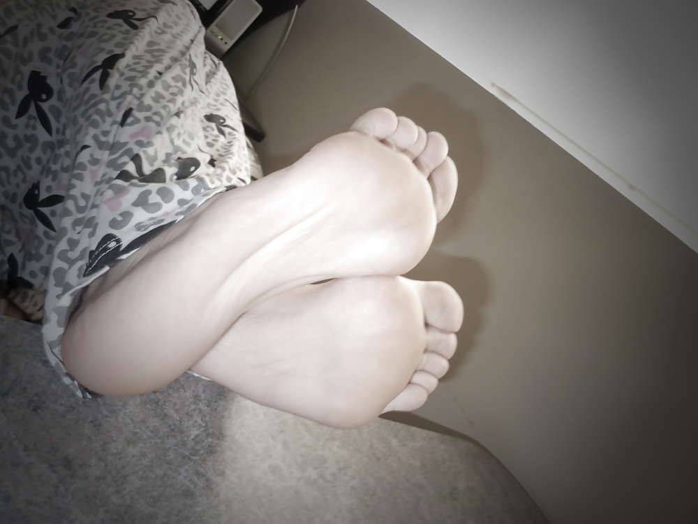 Porn Pics sensual feet