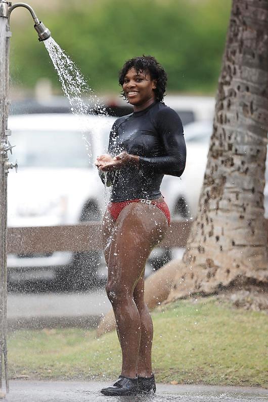 Porn Pics Serena Booty