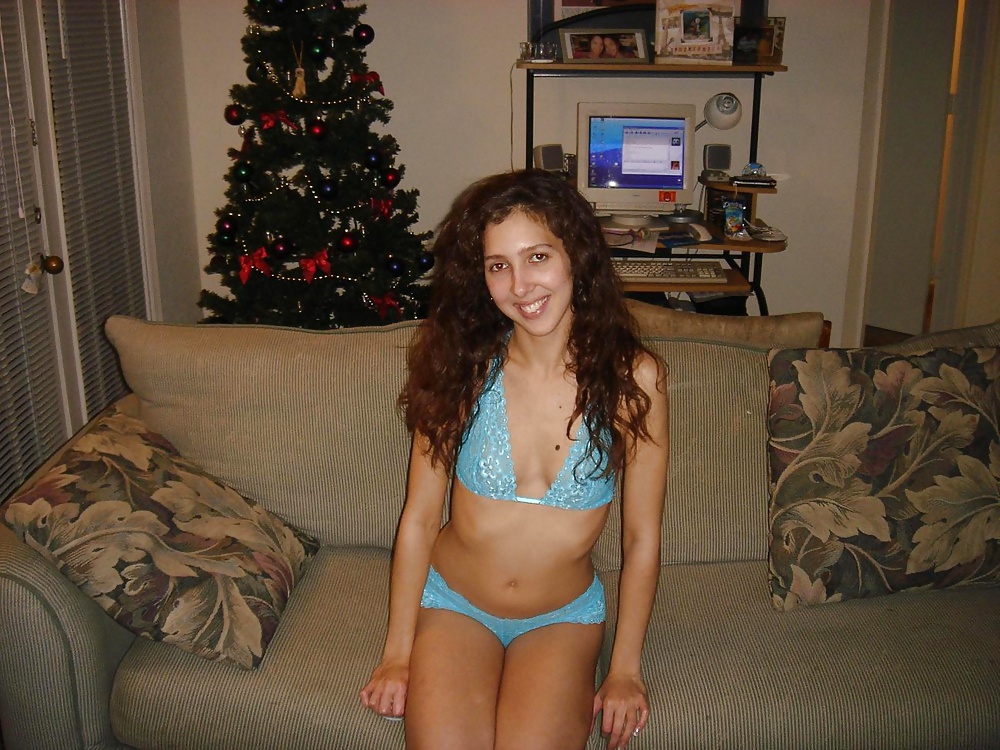 Porn Pics amateur brunette