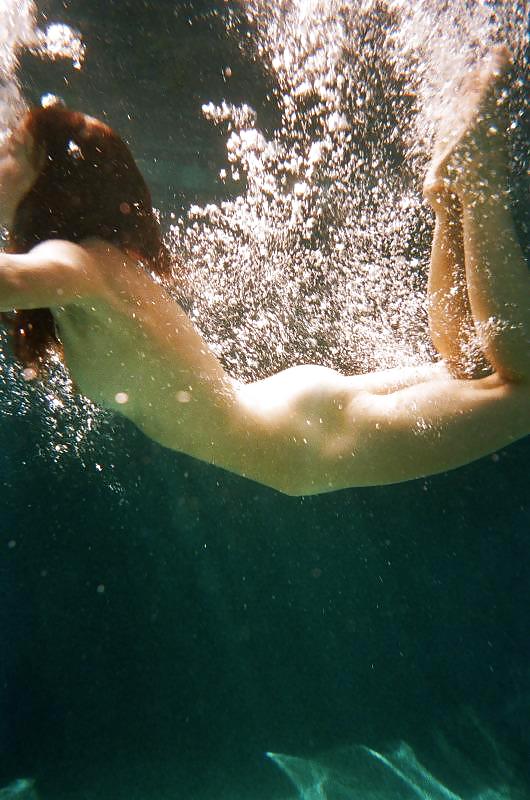 Porn Pics GIRLS UNDERWATER