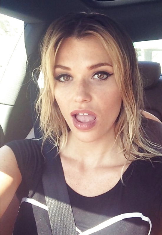 Porn Pics Sexy Tongues and Mouths collection...