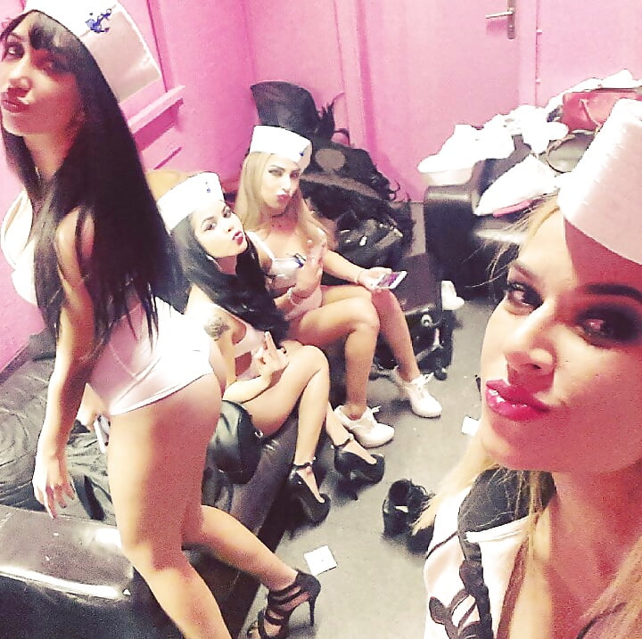 Porn Pics Alessandra e Noemi