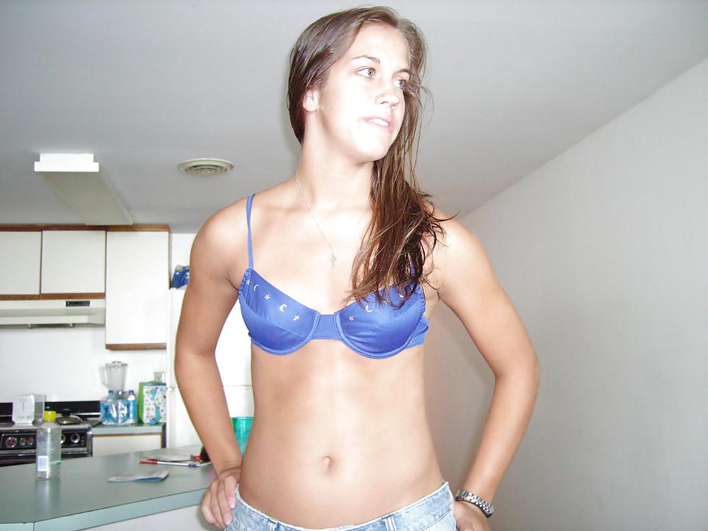 Porn Pics Bra Babes 99