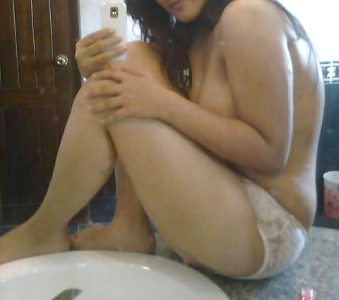 Porn Pics paki karachi virgin hoe pussy