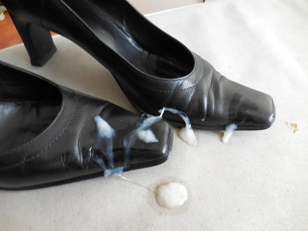 Cum on black shoes with high heels