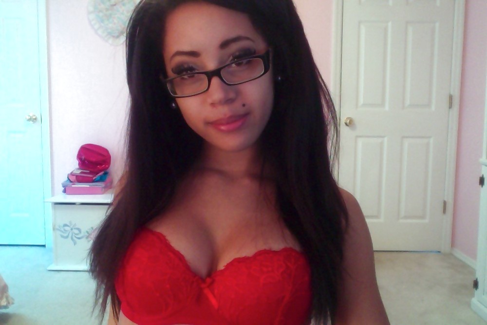 Porn Pics MeetMeMatch.com Username  ''NicciGurl''