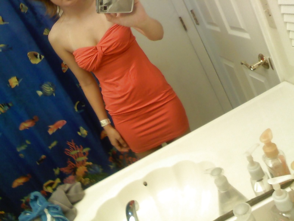 Porn Pics Silly Gorgeous Selfshot Teen